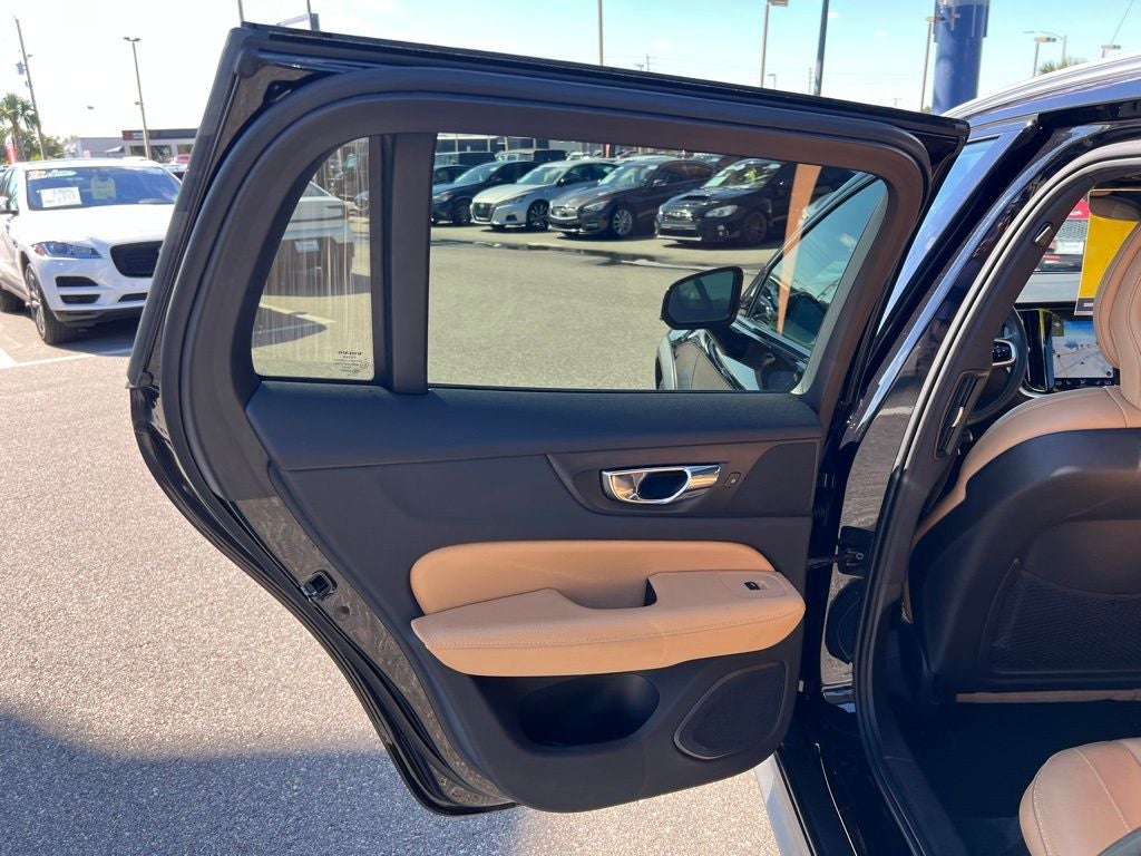 2020 Volvo V60 Cross Country T5