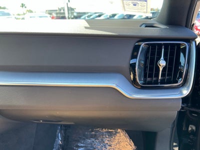 2020 Volvo V60 Cross Country T5