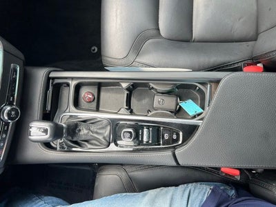 2020 Volvo V90 Cross Country T6 AWD