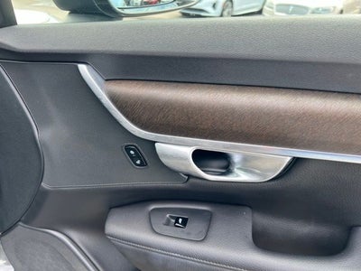 2020 Volvo V90 Cross Country T6 AWD