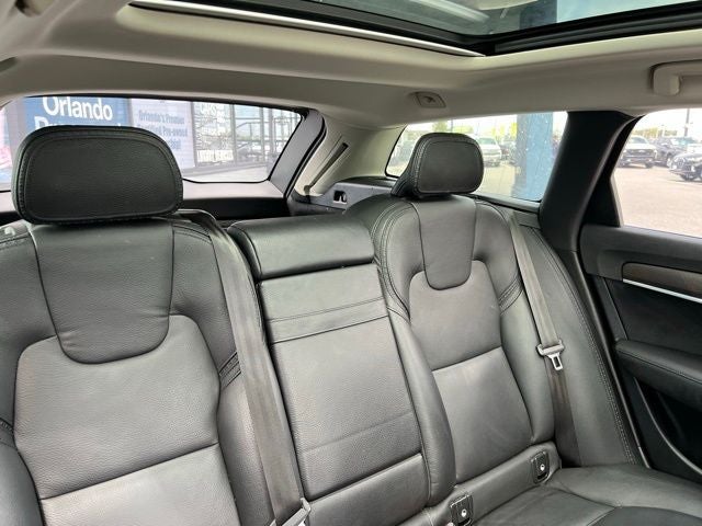 2020 Volvo V90 Cross Country T6 AWD