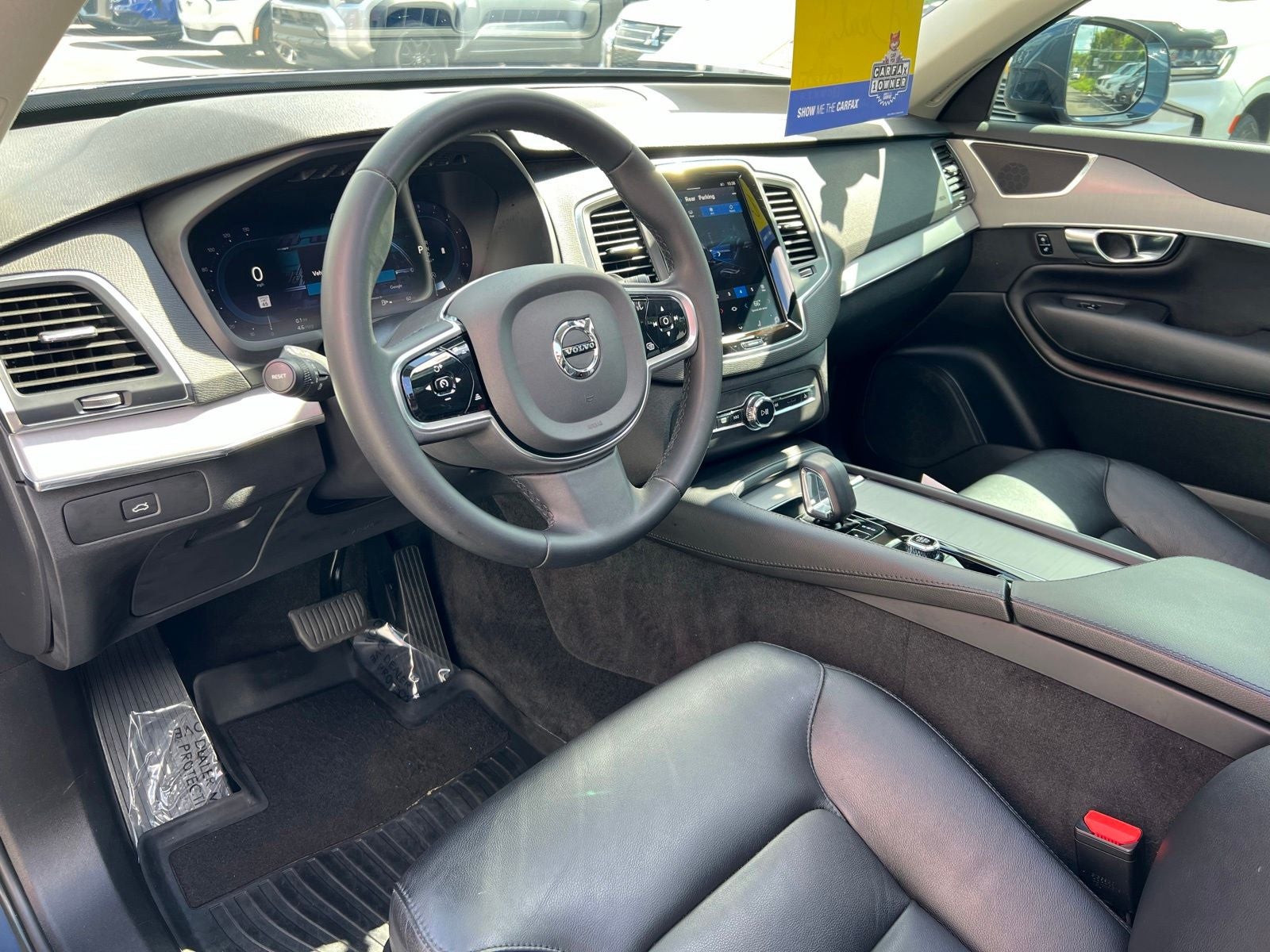 2023 Volvo XC90 B5 Core