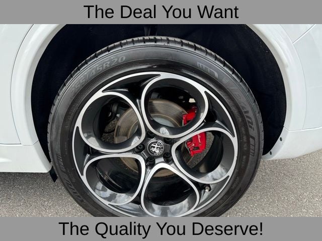 2022 Alfa Romeo Stelvio Veloce