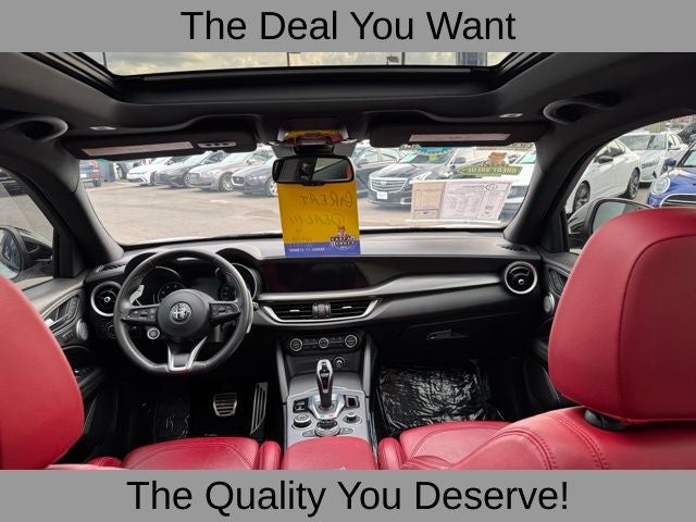 2022 Alfa Romeo Stelvio Veloce