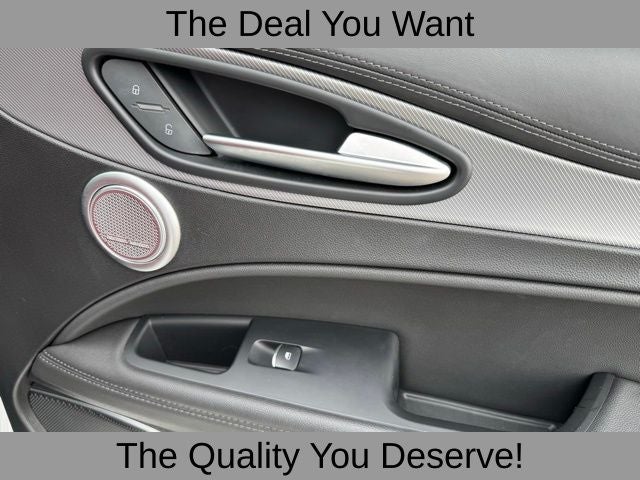 2022 Alfa Romeo Stelvio Veloce