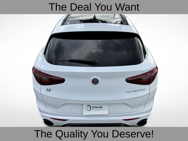 2022 Alfa Romeo Stelvio Veloce